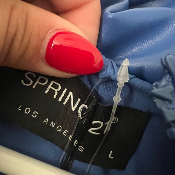 Spring 21 Women’s Blue Puffer Vest. NWT - Picture 7 of 7